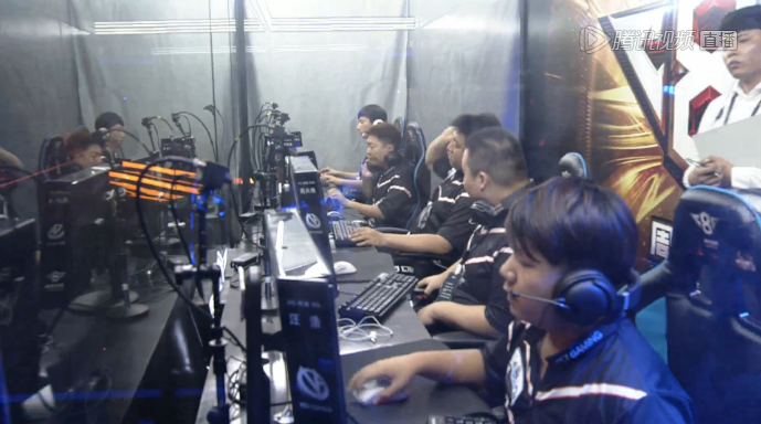 LNG官宣：LNG.Doinb正式连接